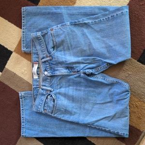 Levi's 527